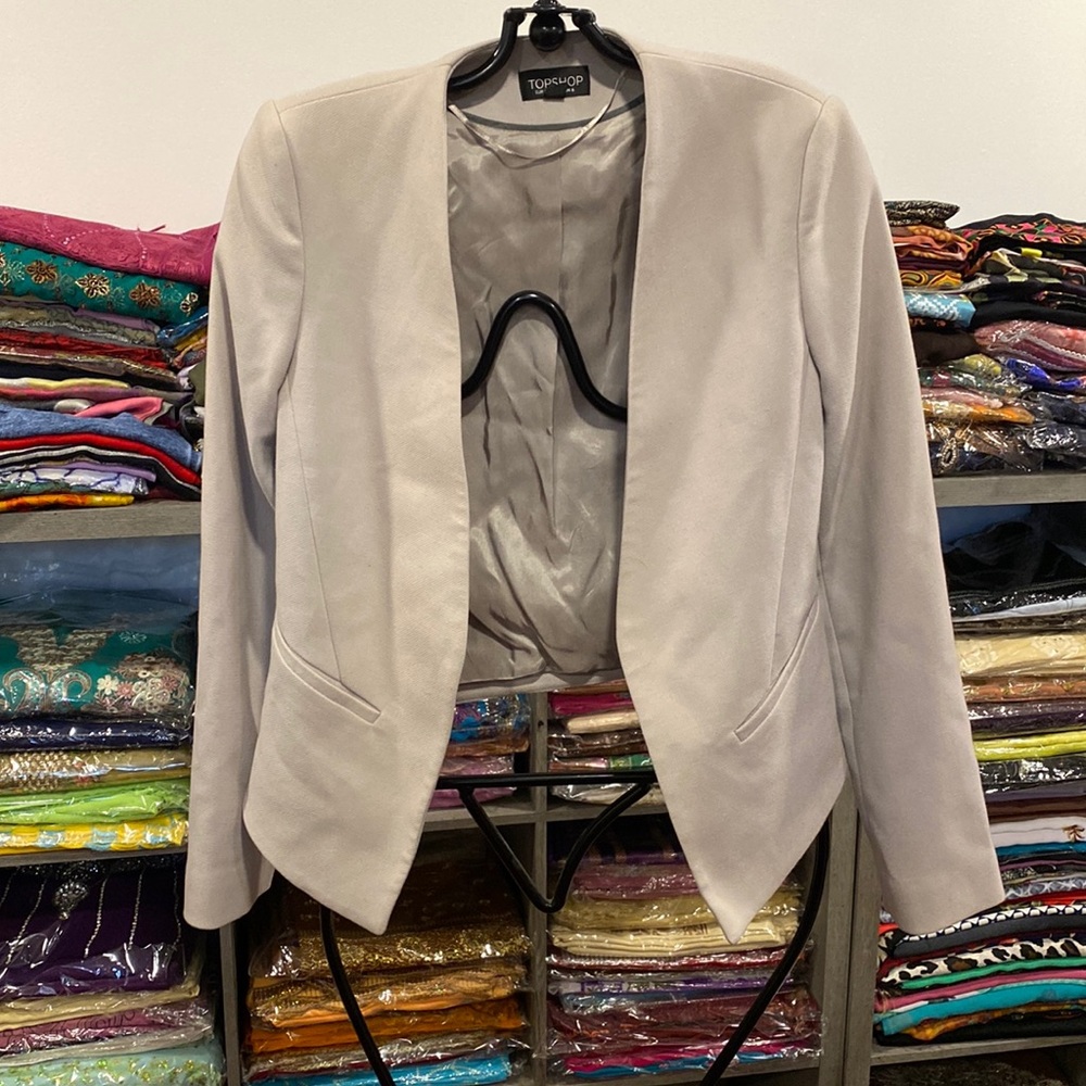 Grey blazer